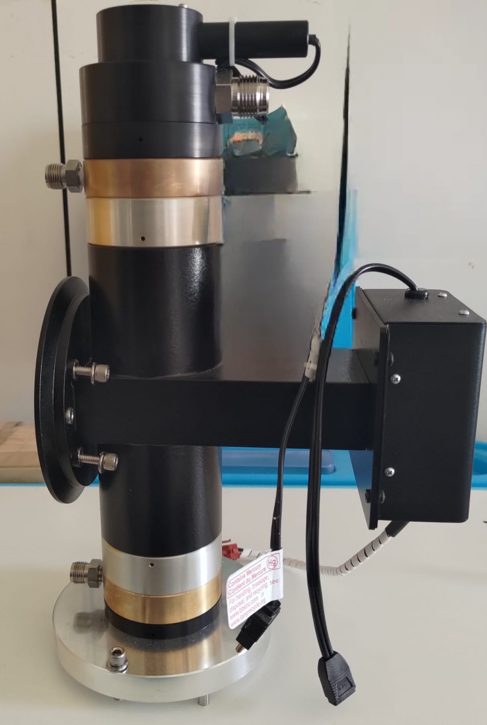 LAM ASTEX APPLICATOR MODEL:(P/N:765-013511-005) LAM ASTEX APPLICATOR MODEL:(P/N:765-013511-005)